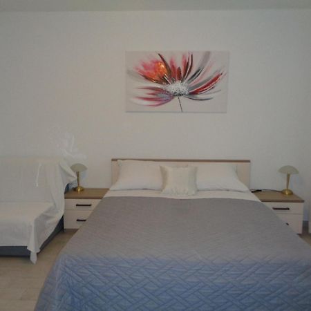 Apartments Marina โลปาร์ ภายนอก รูปภาพ